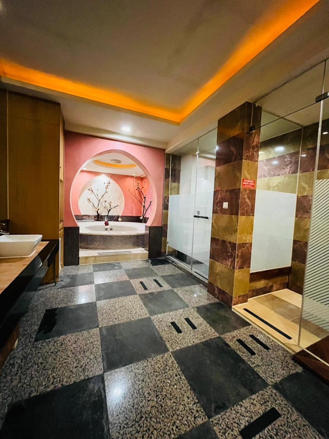 Walker Motel Taipei Bagian luar foto