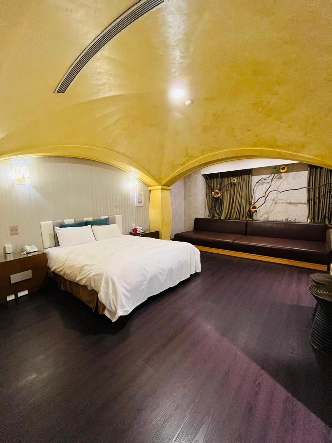 Walker Motel Taipei Bagian luar foto